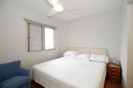 Apartamento à venda com 94m², 3 quartos e 2 vagas Apartamento à venda com 94m², 3 quartos e 2 vagasSuíte