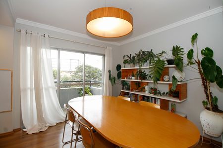Apartamento à venda com 94m², 3 quartos e 2 vagas Apartamento à venda com 94m², 3 quartos e 2 vagasSala de Estar e Jantar