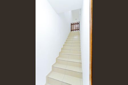Entrada Social  de casa para alugar com 3 quartos, 100m² em Jardim Sao Joao, Guarulhos