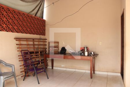 Área de Serviço de casa à venda com 3 quartos, 490m² em Jardim Santo Antonio, Goiânia