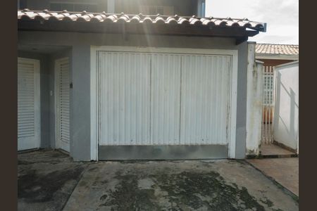 Fachada de casa para alugar com 3 quartos, 236m² em São José, Paulínia