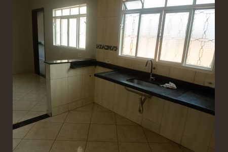Cozinha de casa para alugar com 3 quartos, 236m² em São José, Paulínia