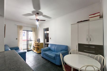 Sala de apartamento para alugar com 2 quartos, 66m² em Guilhermina, Praia Grande