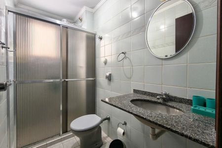 Apartamento para alugar com 66m², 2 quartos e 1 vagaBanheiro 