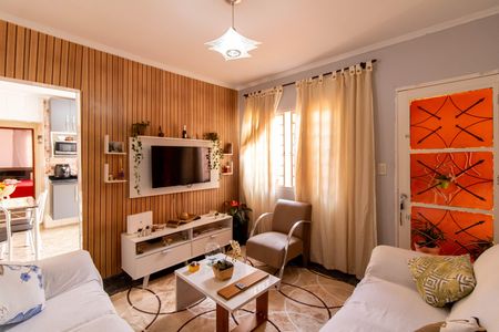 Sala de casa à venda com 2 quartos, 92m² em Jardim Santa Mena, Guarulhos