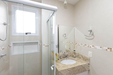 Apartamento à venda com 148m², 4 quartos e 3 vagasBanheiro da Suíte 1