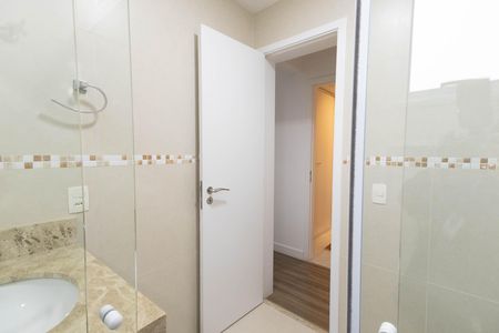 Apartamento à venda com 148m², 4 quartos e 3 vagasBanheiro da Suíte 1