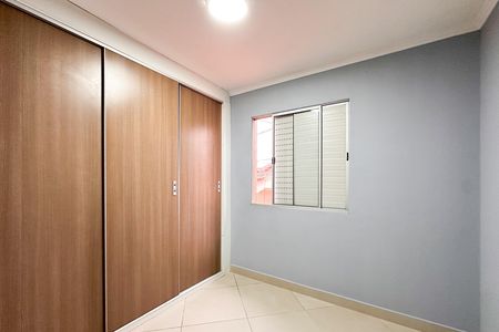Quarto 3 de casa de condomínio para alugar com 3 quartos, 77m² em Jardim das Quatro Marias, São Bernardo do Campo