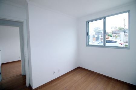 Quarto 2 de apartamento à venda com 2 quartos, 45m² em Irajá, Rio de Janeiro
