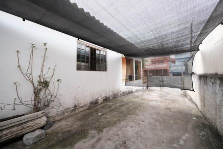 Área externa de casa para alugar com 2 quartos, 100m² em Vila Buenos Aires, São Paulo