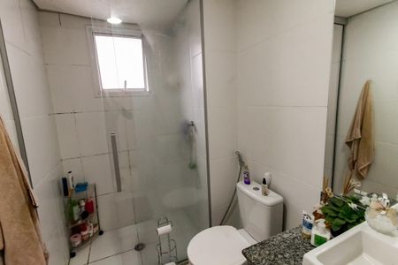 Banheiro da Suíte  de apartamento para alugar com 2 quartos, 110m² em Jardim Vazani, São Paulo