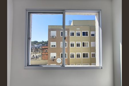 Sala com cozinha integrada de apartamento à venda com 2 quartos, 40m² em Taquara, Rio de Janeiro