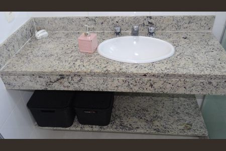 Banheiro quarto 1 de apartamento para alugar com 5 quartos, 260m² em Barra da Tijuca, Rio de Janeiro