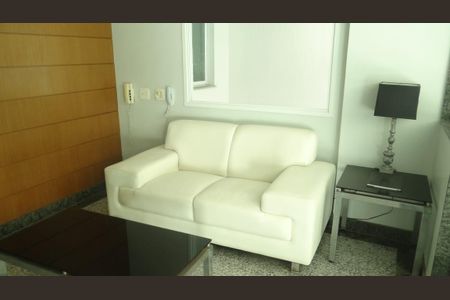 Apartamento à venda com 260m², 5 quartos e 3 vagas Apartamento à venda com 260m², 5 quartos e 3 vagasHall de entrada