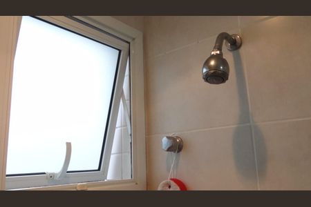 Apartamento à venda com 260m², 5 quartos e 3 vagas Apartamento à venda com 260m², 5 quartos e 3 vagasBanheiro quarto 3