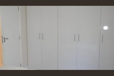 Apartamento à venda com 260m², 5 quartos e 3 vagas Apartamento à venda com 260m², 5 quartos e 3 vagasQuarto 1
