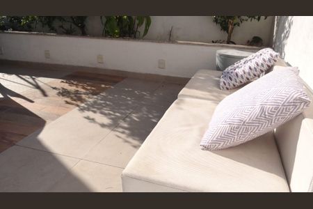 Apartamento à venda com 260m², 5 quartos e 3 vagas Apartamento à venda com 260m², 5 quartos e 3 vagasÁrea externa