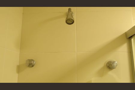Apartamento à venda com 260m², 5 quartos e 3 vagas Apartamento à venda com 260m², 5 quartos e 3 vagasBanheiro quarto 2