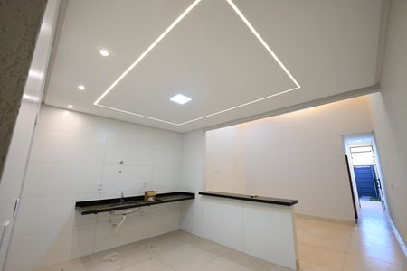 Casa para alugar com 2 quartos, 114m² em Loteamento Alphaville Residencial, Goiânia