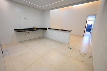 Casa para alugar com 2 quartos, 114m² em Loteamento Alphaville Residencial, Goiânia