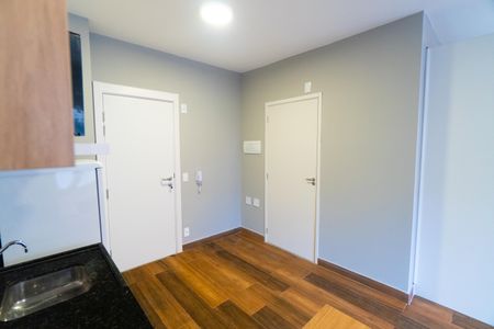 Cozinha de kitnet/studio para alugar com 1 quarto, 30m² em Vila Guarani (zona Sul), São Paulo