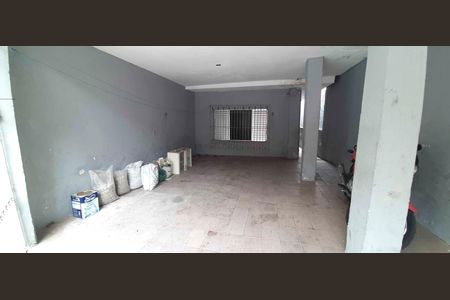 Garagem de casa à venda com 1 quarto, 50m² em São Pedro, Osasco