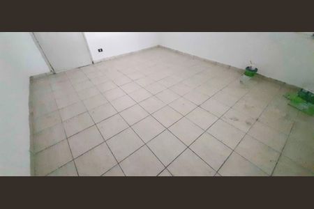 Quarto de casa para alugar com 1 quarto, 50m² em São Pedro, Osasco