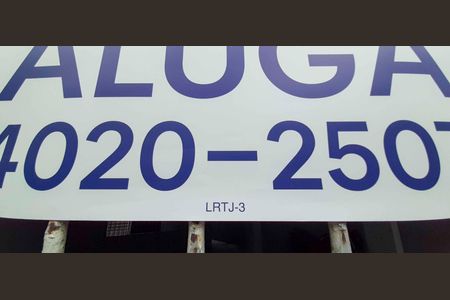 Placa  de casa para alugar com 1 quarto, 50m² em São Pedro, Osasco