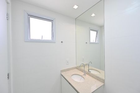 Banheiro Social de apartamento para alugar com 1 quarto, 24m² em Vila da Saúde, São Paulo