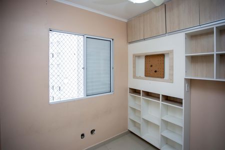 Quarto 2 de apartamento à venda com 2 quartos, 44m² em Canhema, Diadema