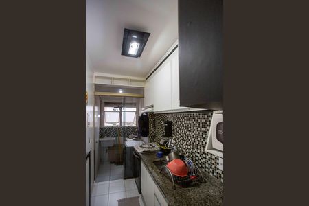 Cozinha de apartamento à venda com 2 quartos, 44m² em Canhema, Diadema