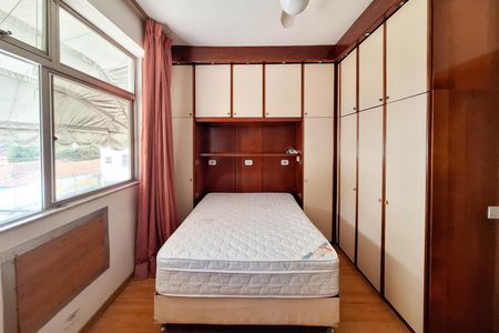 Quarto 1 de apartamento para alugar com 2 quartos, 84m² em Ingá, Niterói