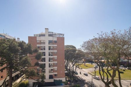 Vista do Quarto 2 de apartamento para alugar com 3 quartos, 105m² em Jardim Social, Curitiba
