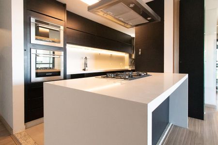Apartamento para alugar com 105m², 3 quartos e 2 vagasCozinha - Armários