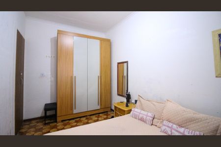 Casa à venda com 4 quartos, 200m² em Vila Nova Pauliceia, São Paulo