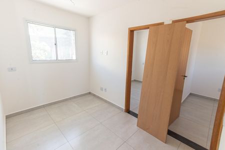 Sala de apartamento para alugar com 2 quartos, 39m² em Vila Bertioga, São Paulo