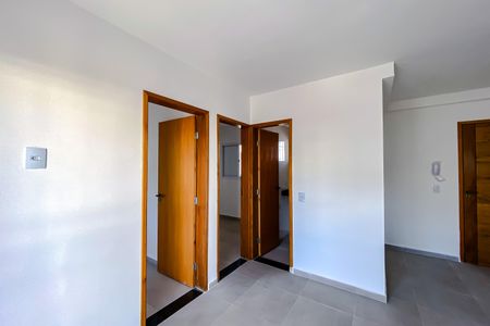 Sala de apartamento para alugar com 2 quartos, 40m² em Vila Bertioga, São Paulo