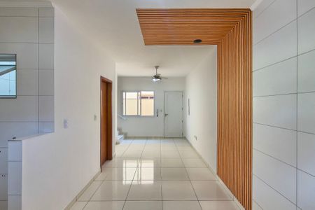 Casa de condomínio para alugar com 55m², 2 quartos e 1 vaga Casa de condomínio para alugar com 55m², 2 quartos e 1 vagaSala/Cozinha
