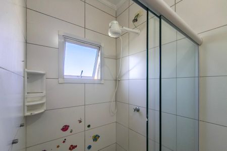 Banheiro  de casa de condomínio para alugar com 2 quartos, 55m² em Vila Sonia, Praia Grande