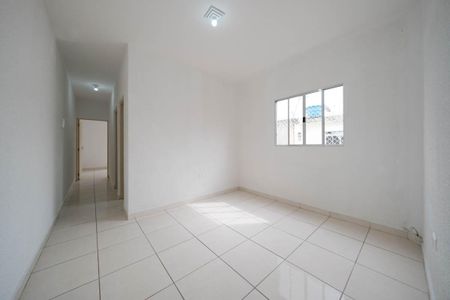 Sala de casa para alugar com 2 quartos, 70m² em Jardim Arize, São Paulo