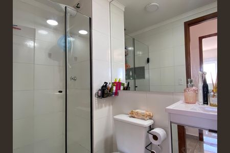 Banheiro de apartamento à venda com 2 quartos, 45m² em Helena Maria, Osasco