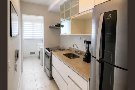 Cozinha de apartamento para alugar com 1 quarto, 47m² em Paquetá, Santos