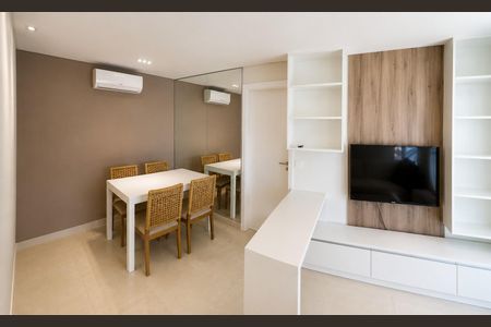 Sala de apartamento para alugar com 1 quarto, 47m² em Paquetá, Santos