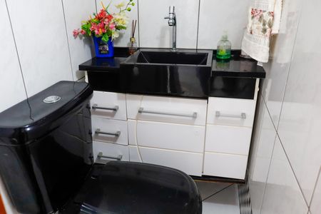 Lavabo de casa para alugar com 4 quartos, 126m² em Padroeira, Osasco