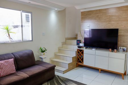 Casa para alugar com 4 quartos, 126m² em Padroeira, Osasco