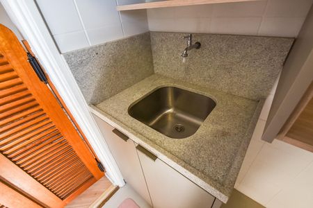 Cozinha de apartamento à venda com 1 quarto, 42m² em Aclimação, São Paulo