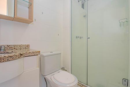 Apartamento para alugar com 76m², 2 quartos e 2 vagas Apartamento para alugar com 76m², 2 quartos e 2 vagasBanheiro da Suíte