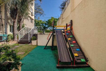 Área comum - Playground de apartamento para alugar com 2 quartos, 76m² em Petrópolis, Porto Alegre