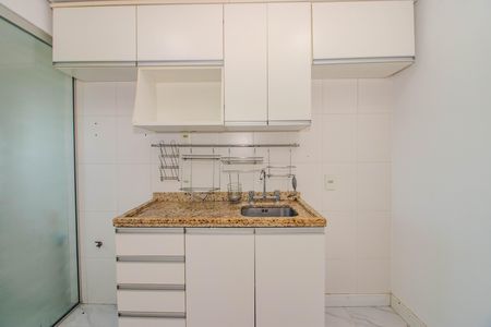 Apartamento para alugar com 76m², 2 quartos e 2 vagas Apartamento para alugar com 76m², 2 quartos e 2 vagasCozinha e Área de Serviço