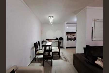 Casa à venda com 4 quartos, 231m² em Parque Santa Madalena, São Paulo